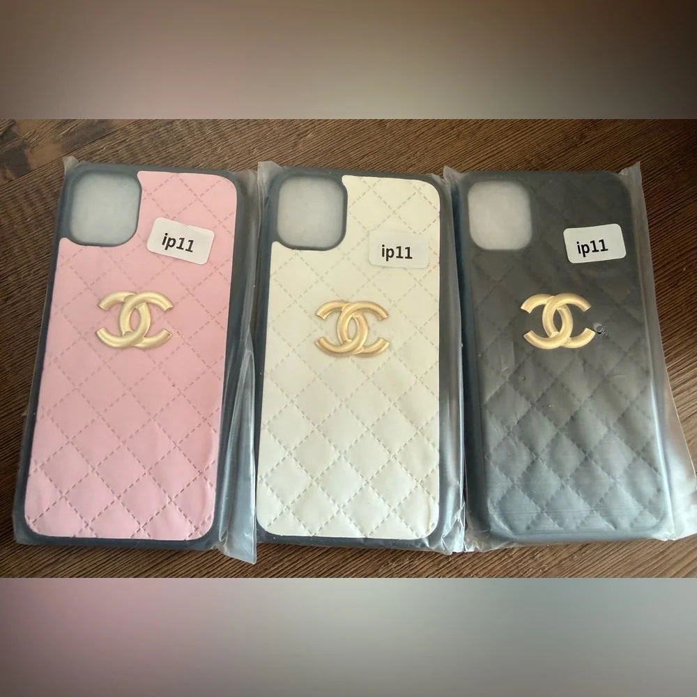 FASHION iPhone 11 Phone Case